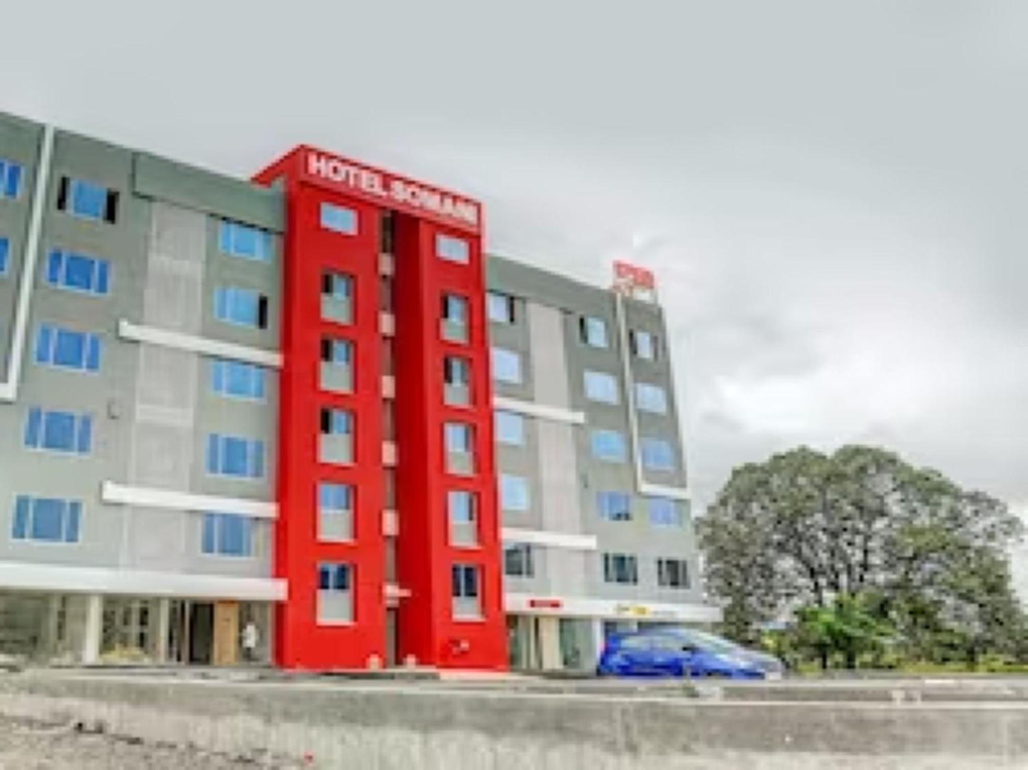 Townhouse Somani Hotel Apta Exterior photo